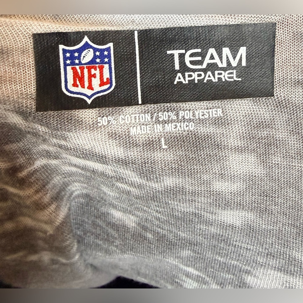 NFL women’s Denver Broncos heather gray distressed short sleeve lightweight LRG - Picture 6 of 6